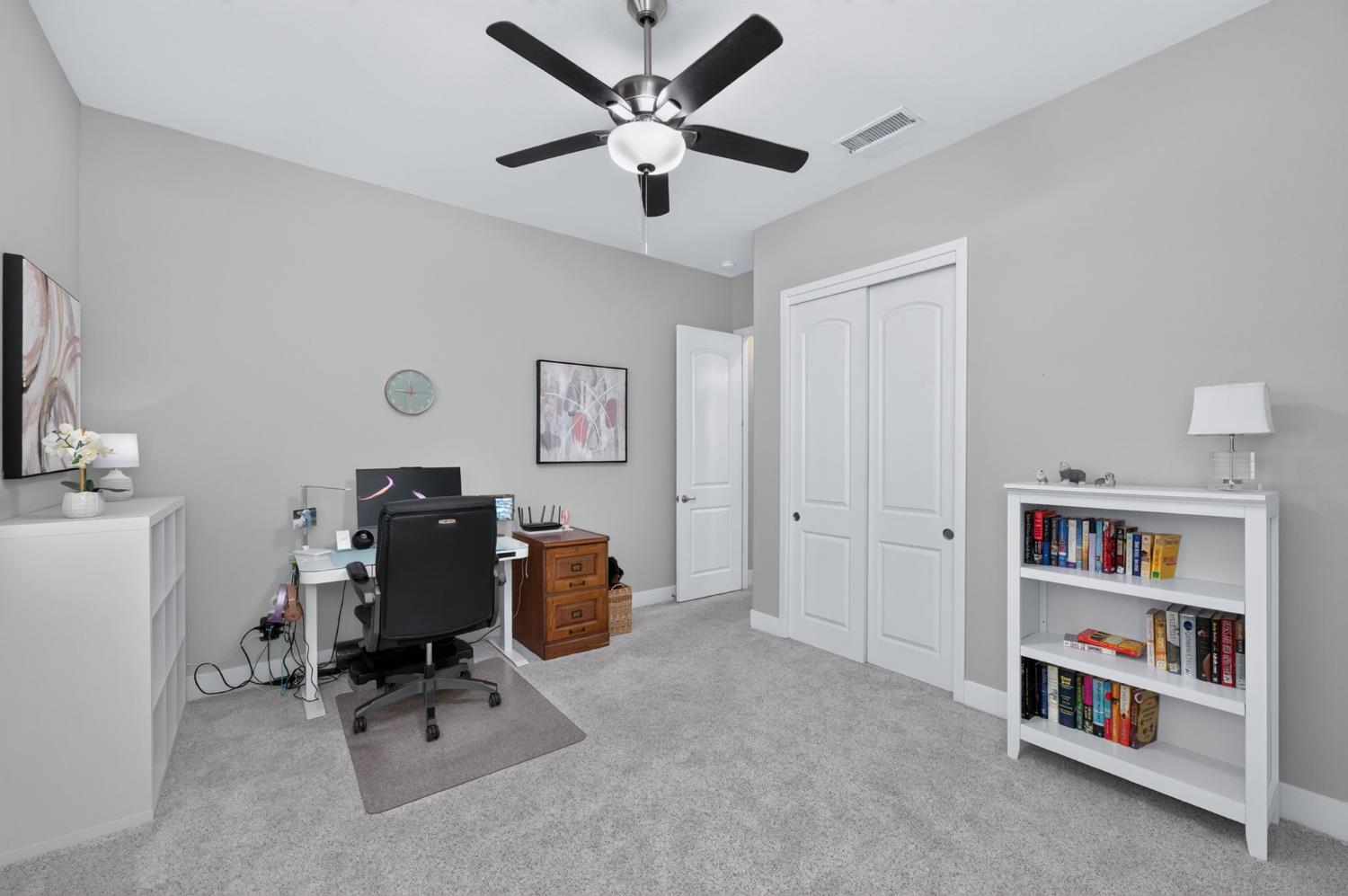 768 Overstone Ave, Madera, CA 93636