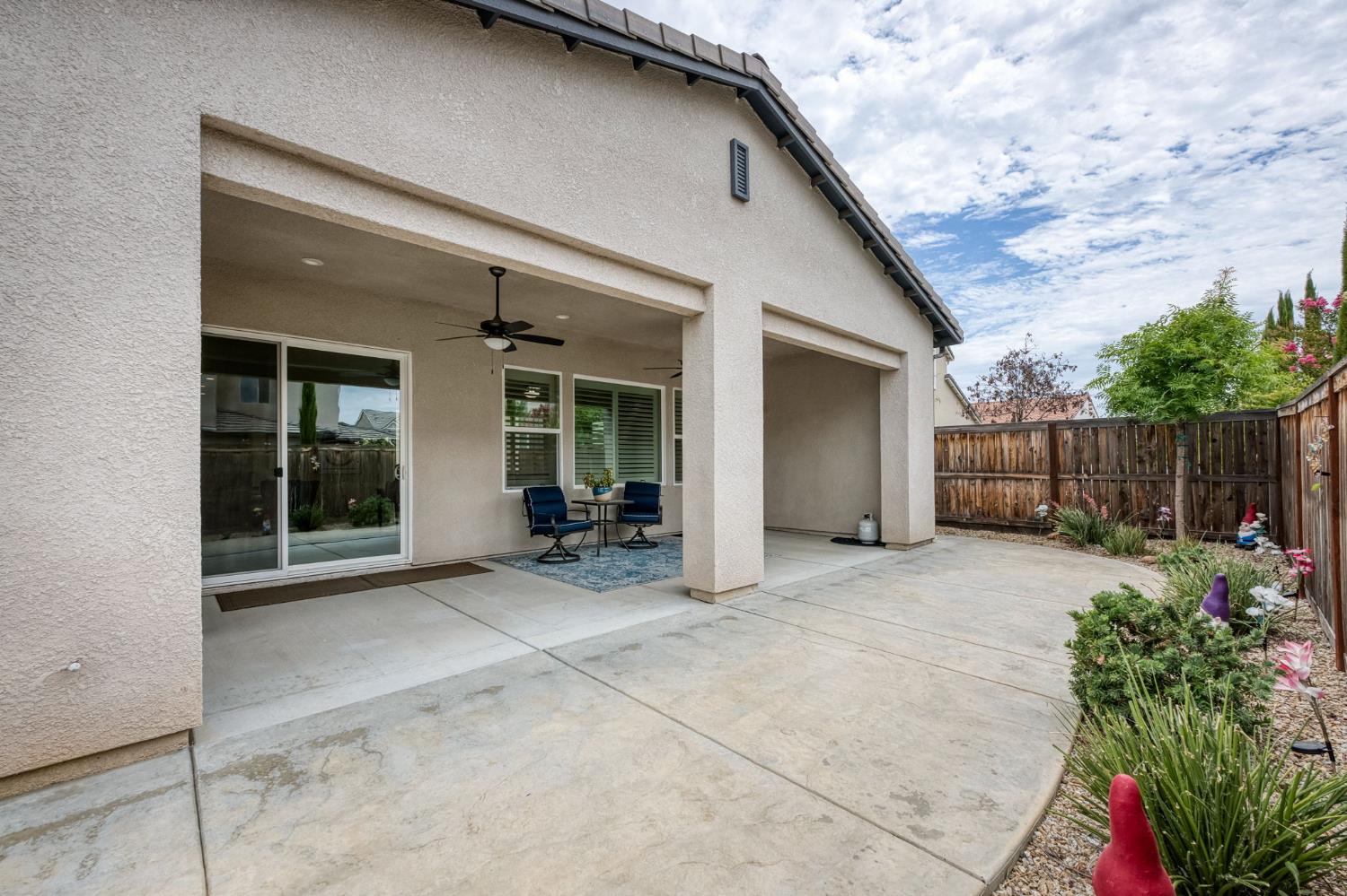 768 Overstone Ave, Madera, CA 93636