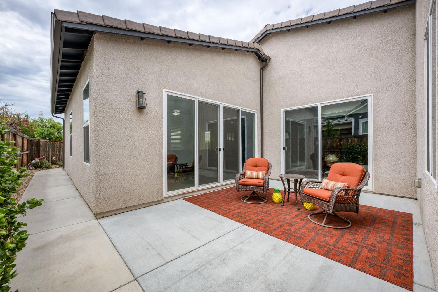 768 Overstone Ave, Madera, CA 93636