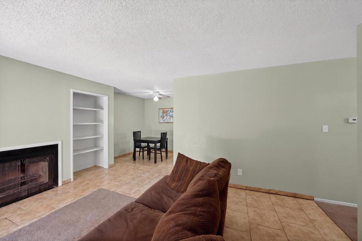 5181 E Olive Ave #113, Fresno, CA 93727