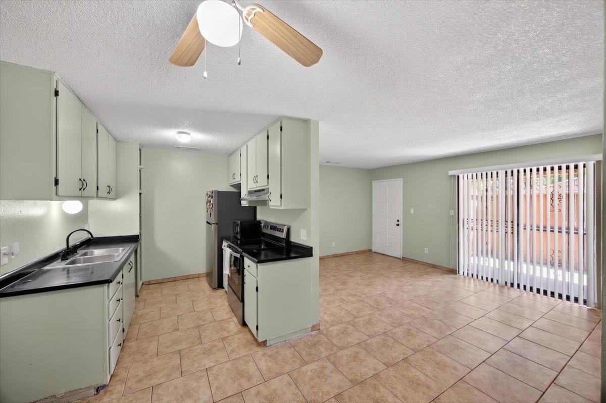 5181 E Olive Ave #113, Fresno, CA 93727