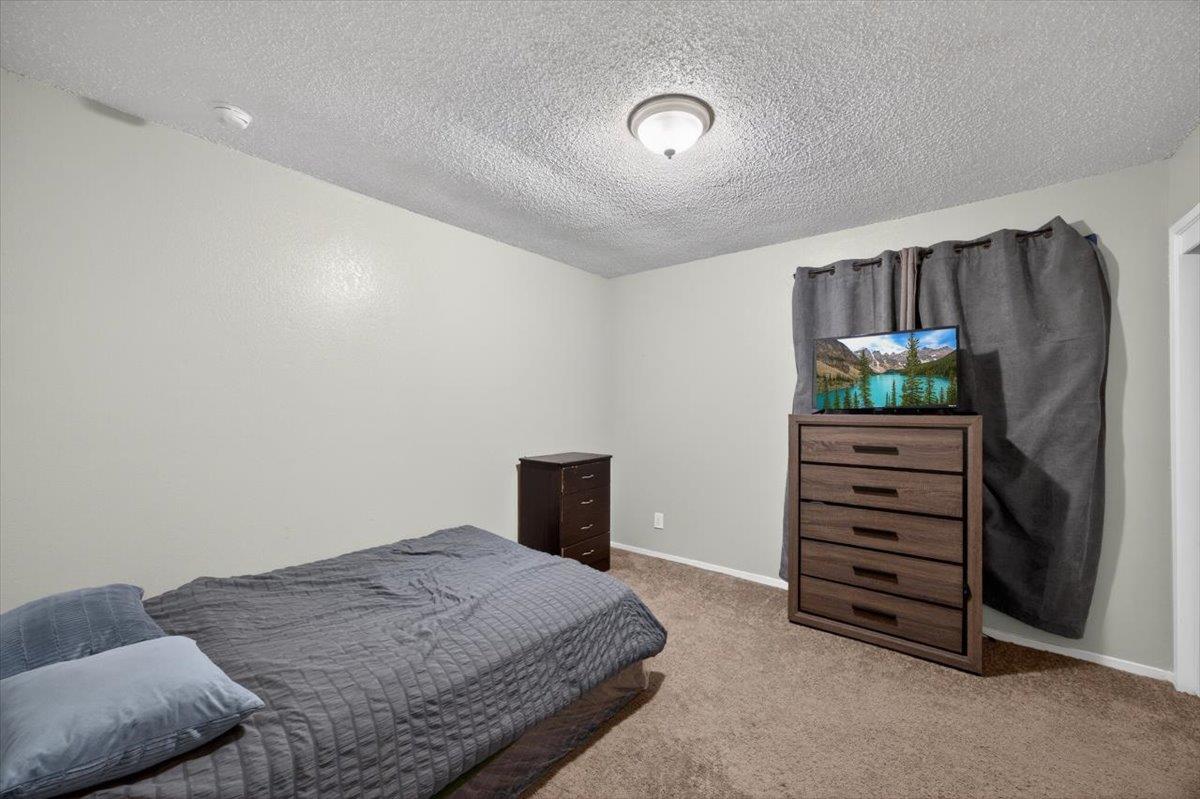 5181 E Olive Ave #113, Fresno, CA 93727
