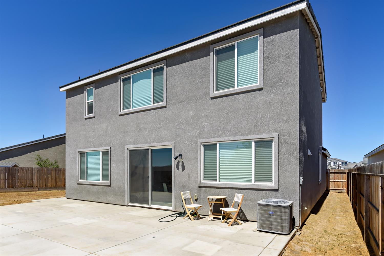 1123 Traverse Dr S, Madera, CA 93636