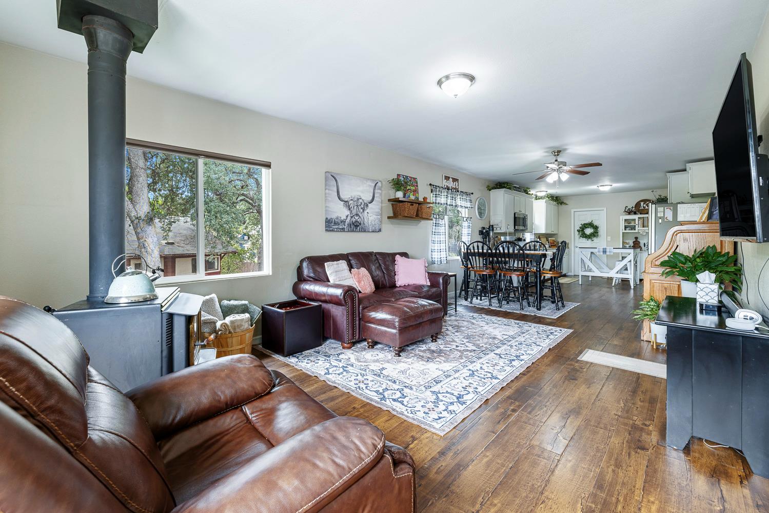 34633 Robles Rd, Auberry, CA 93602