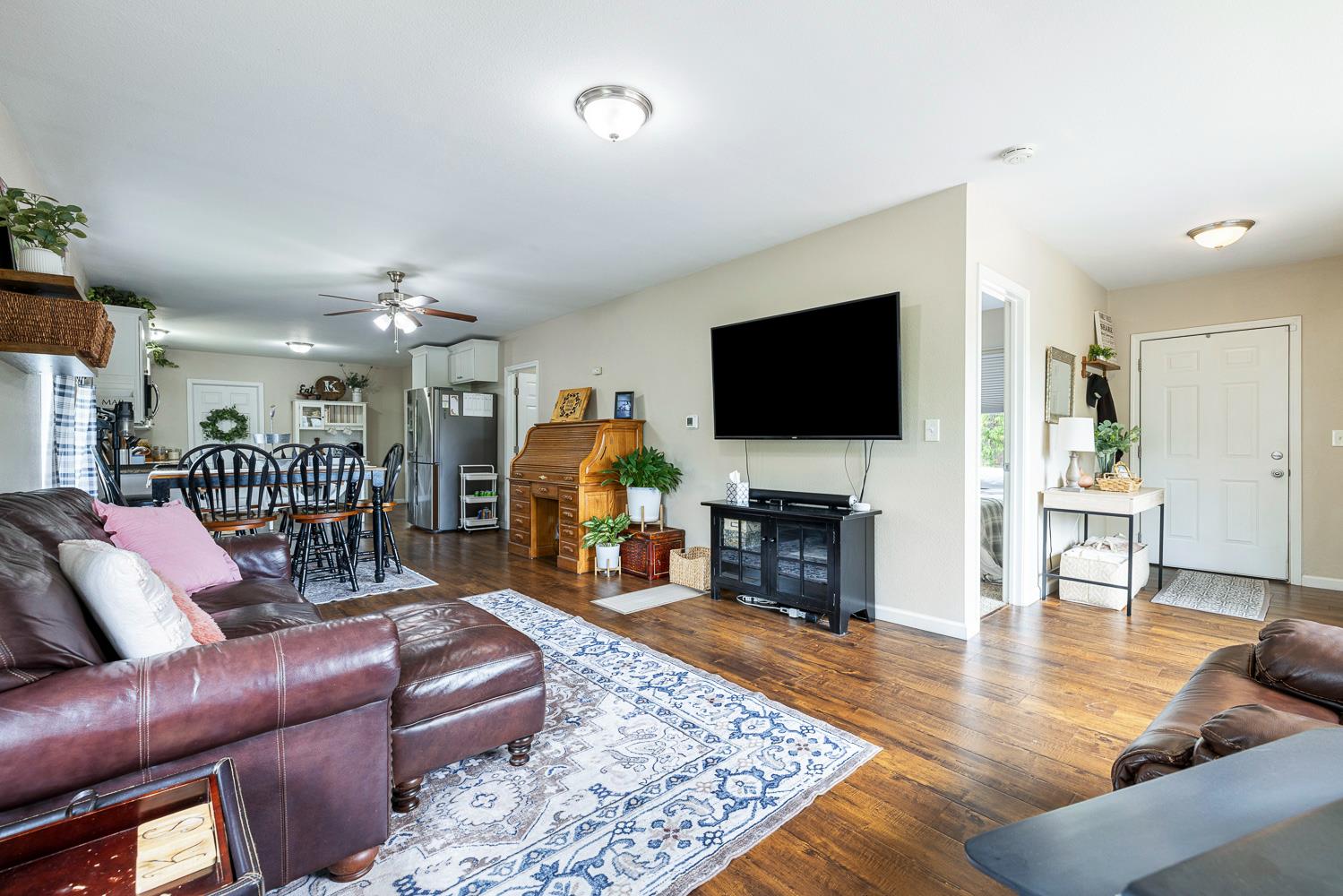 34633 Robles Rd, Auberry, CA 93602