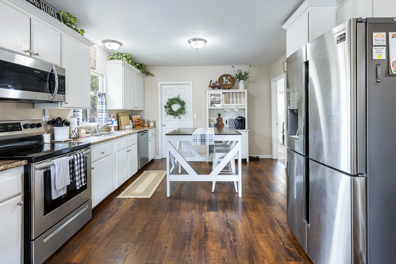 34633 Robles Rd, Auberry, CA 93602