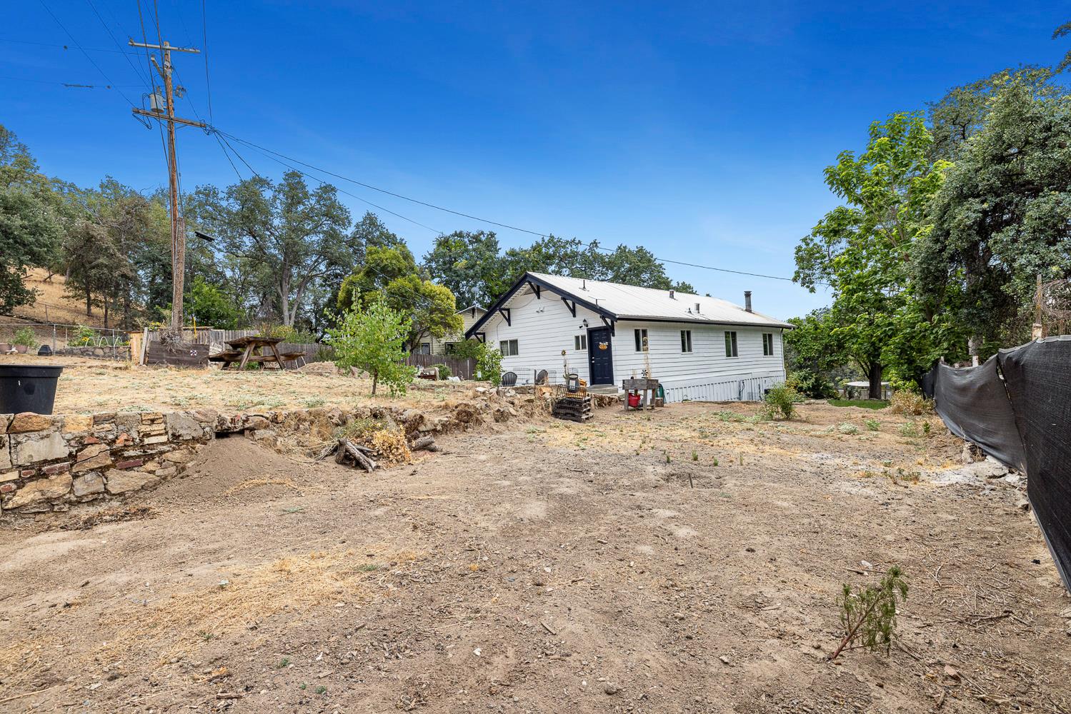34633 Robles Rd, Auberry, CA 93602