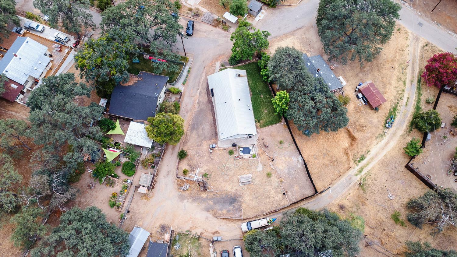 34633 Robles Rd, Auberry, CA 93602