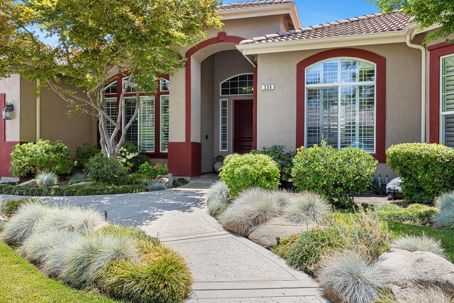356 Richmond Ave, Clovis, CA 93619