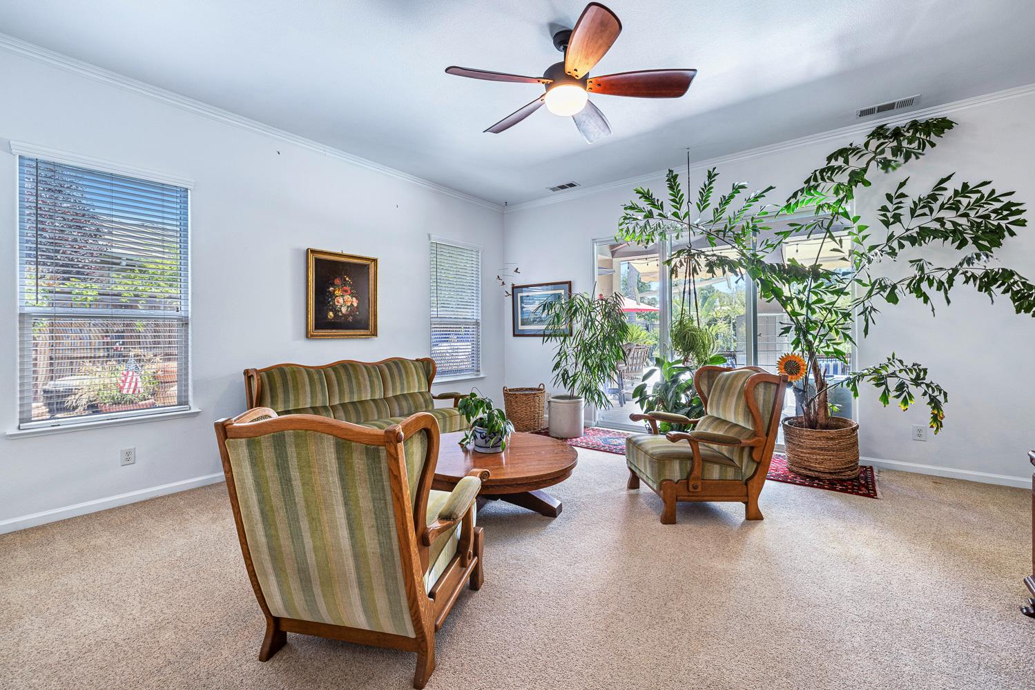 356 Richmond Ave, Clovis, CA 93619