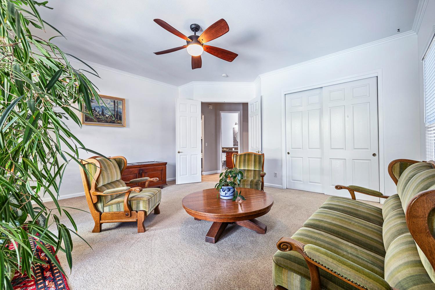 356 Richmond Ave, Clovis, CA 93619