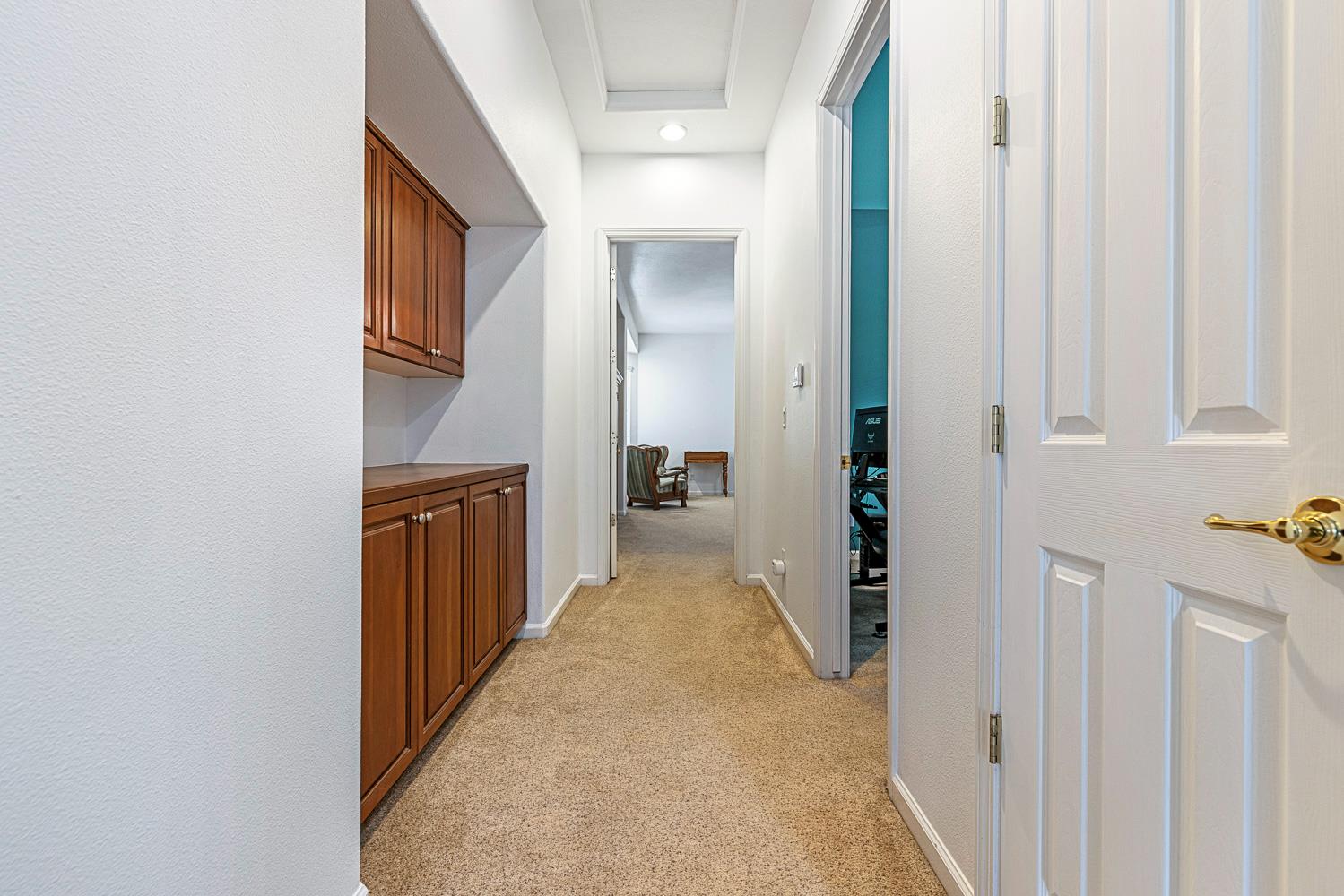 356 Richmond Ave, Clovis, CA 93619