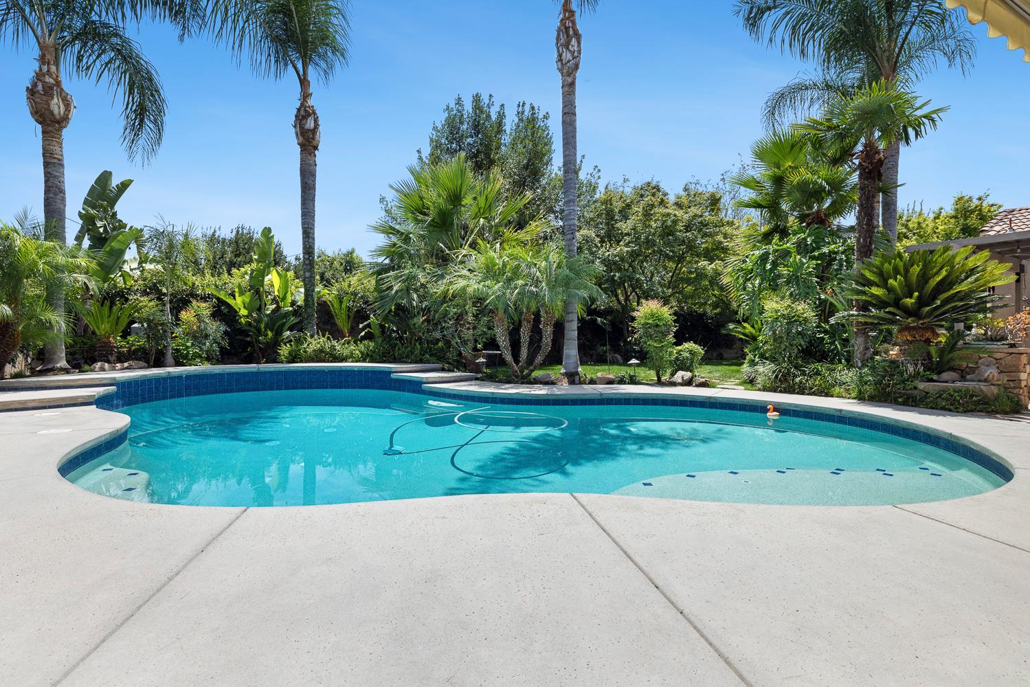 356 Richmond Ave, Clovis, CA 93619