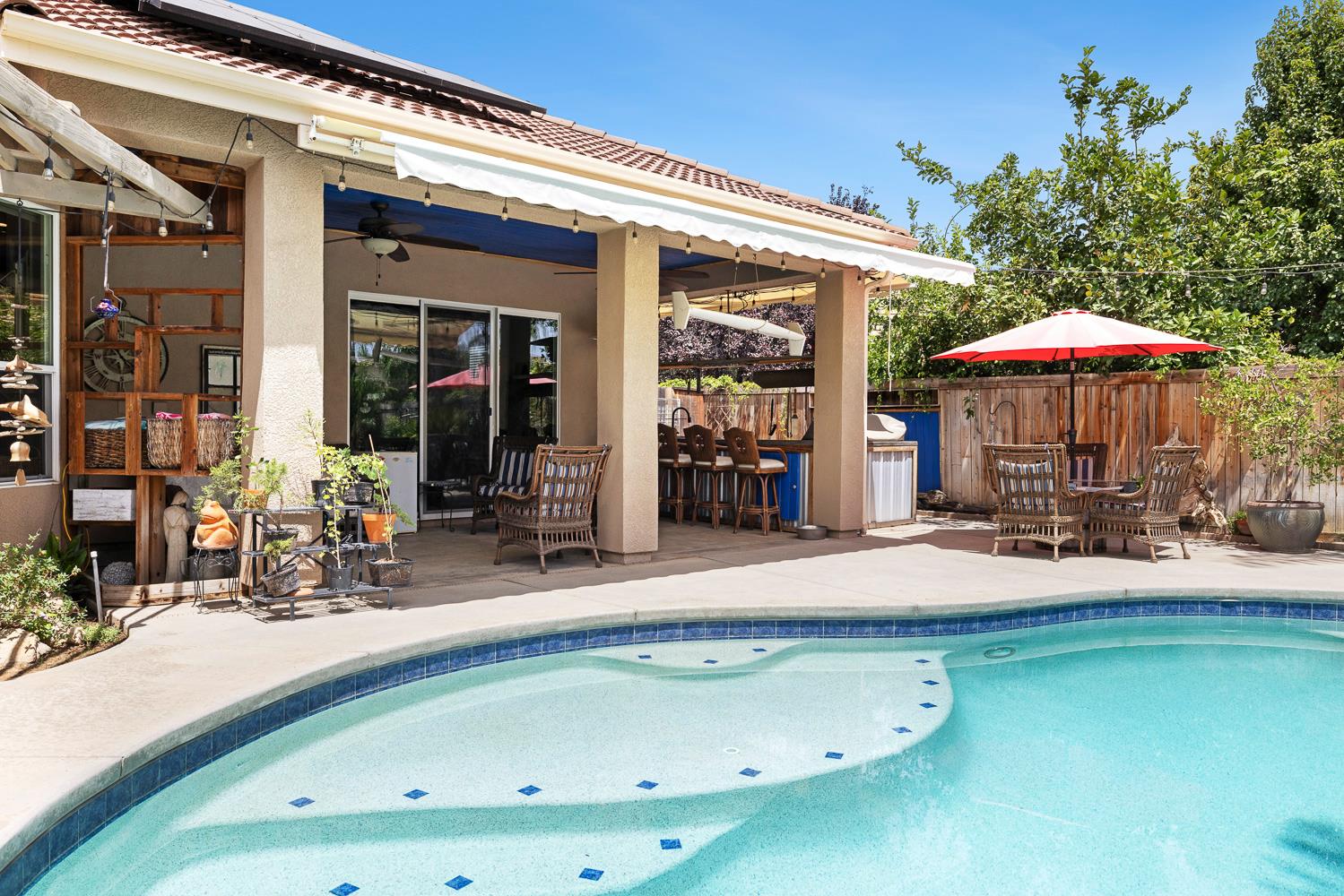 356 Richmond Ave, Clovis, CA 93619