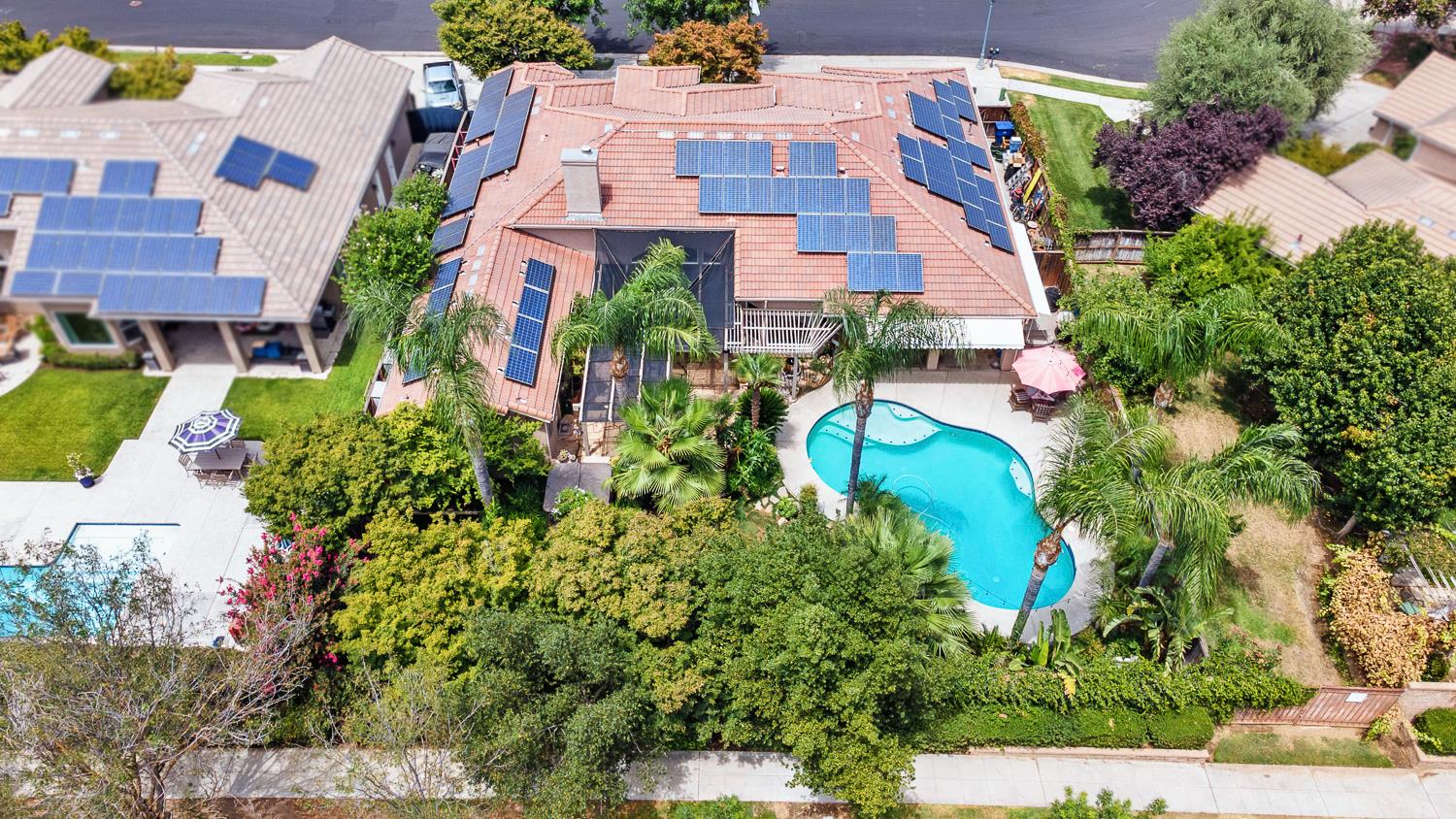 356 Richmond Ave, Clovis, CA 93619