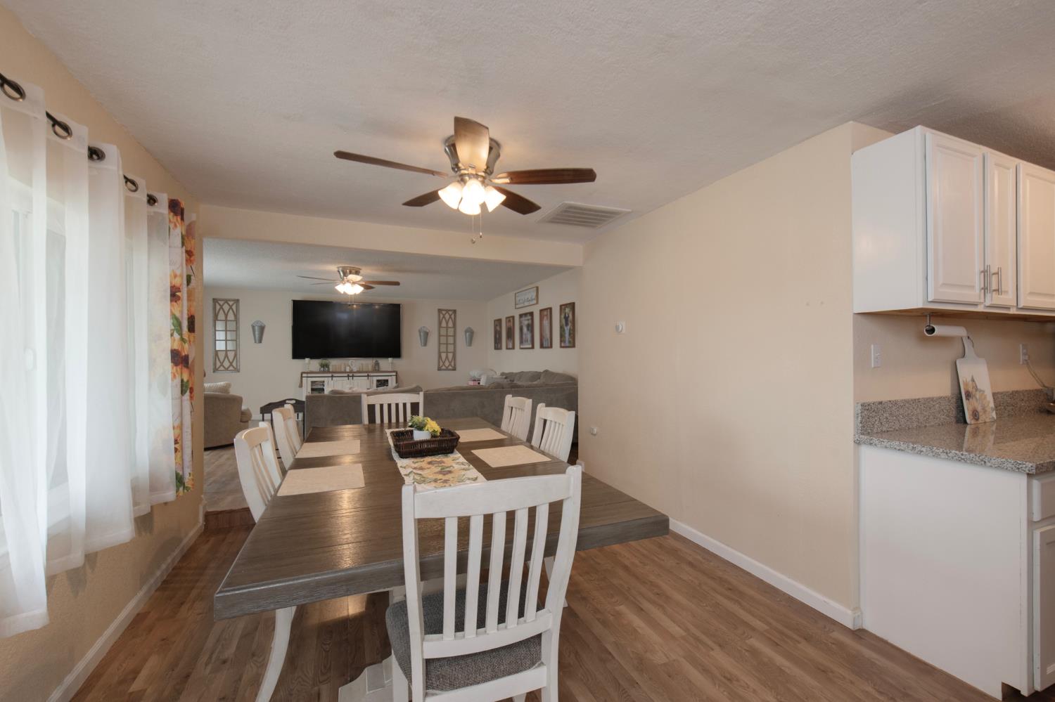 6397 W Clinton Ave, Fresno, CA 93723