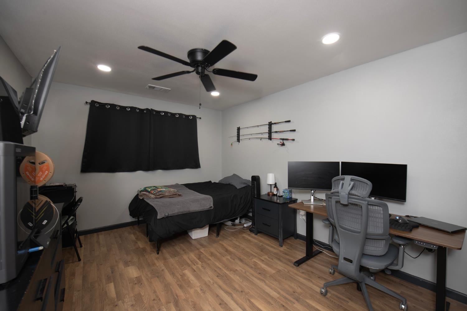 6397 W Clinton Ave, Fresno, CA 93723