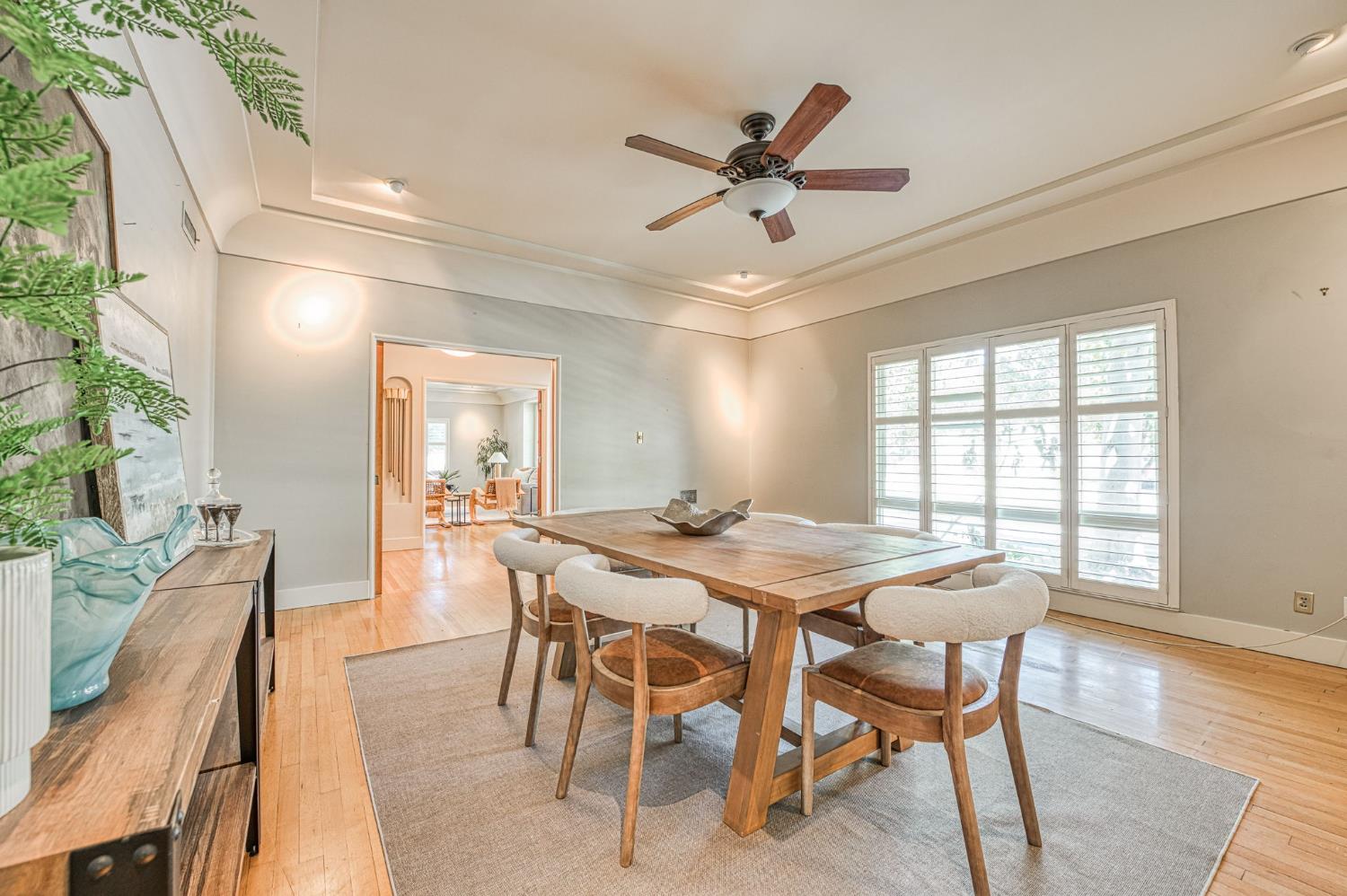1941 N Wishon Ave, Fresno, CA 93704