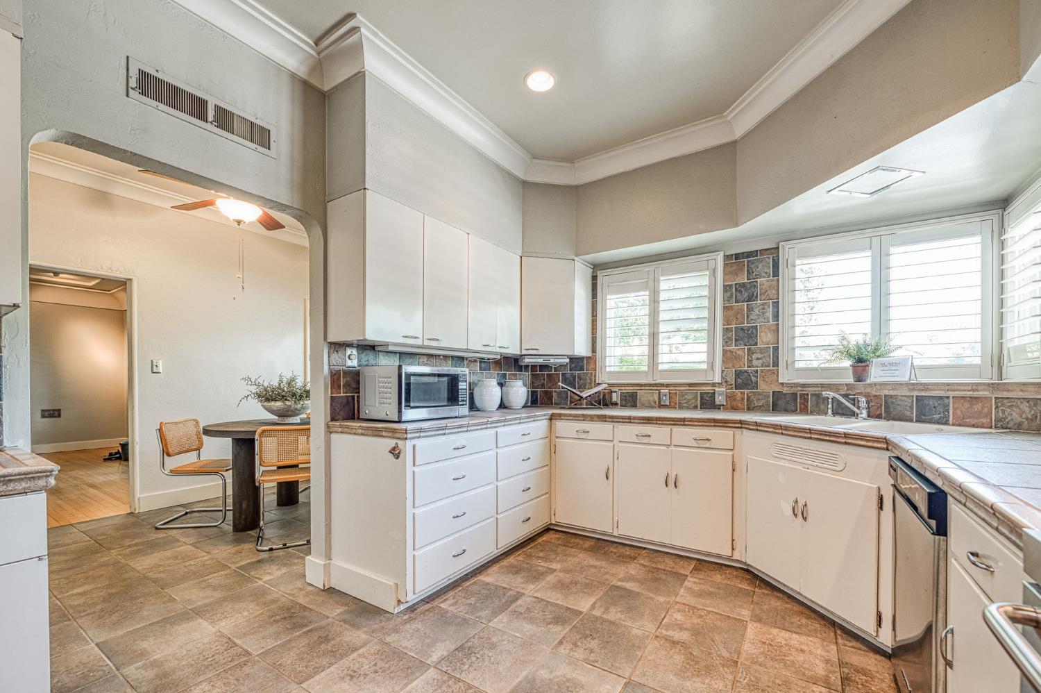 1941 N Wishon Ave, Fresno, CA 93704