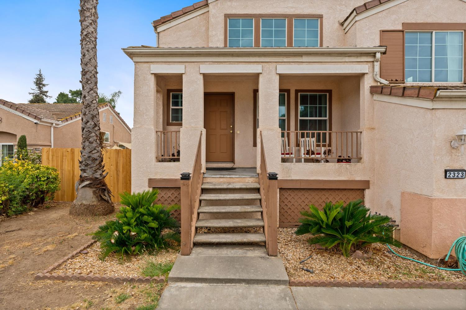 2323 E Houston Ave, Fresno, CA 93720