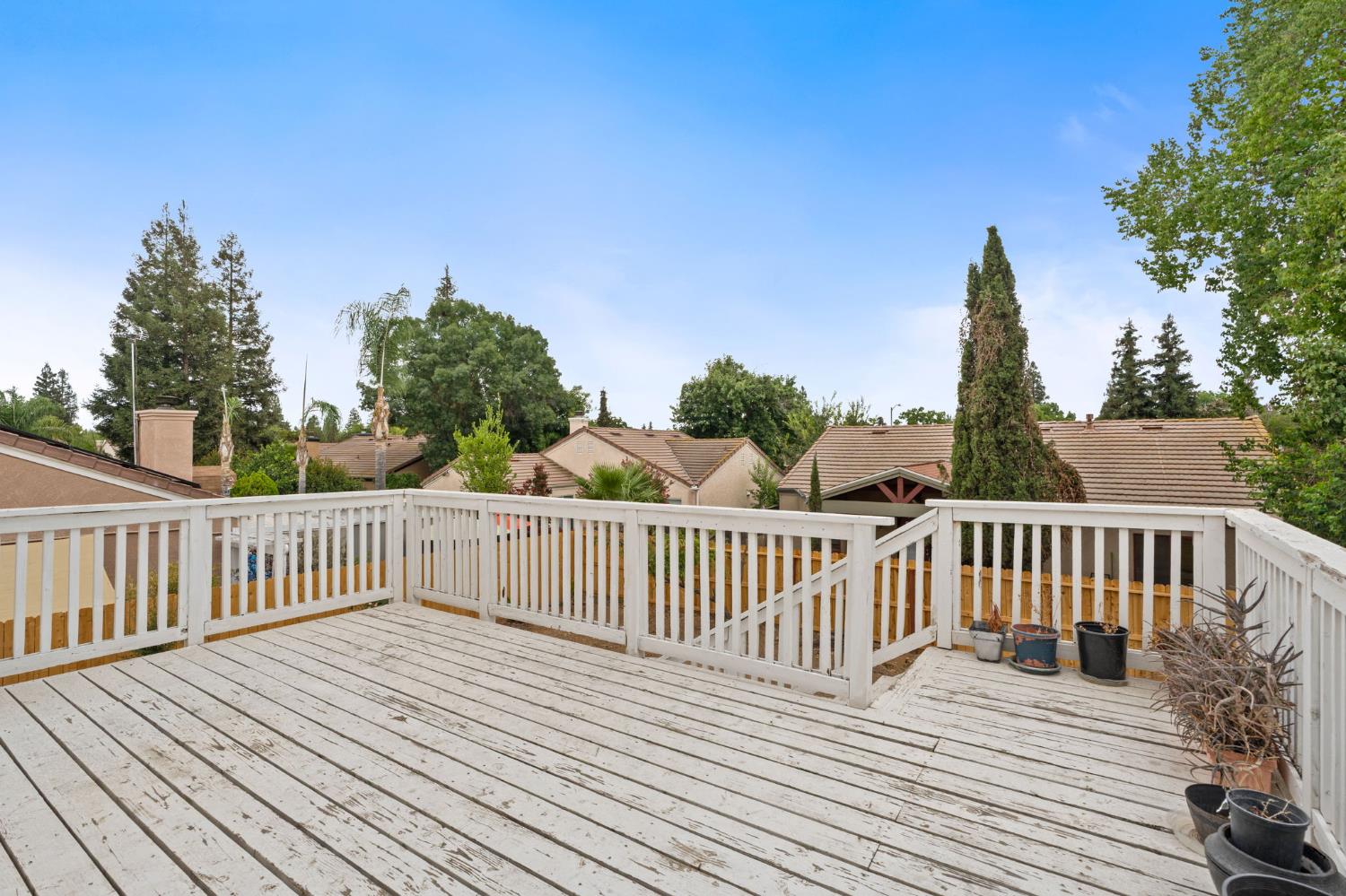 2323 E Houston Ave, Fresno, CA 93720