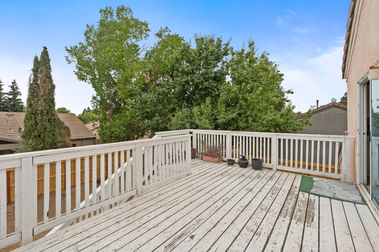 2323 E Houston Ave, Fresno, CA 93720