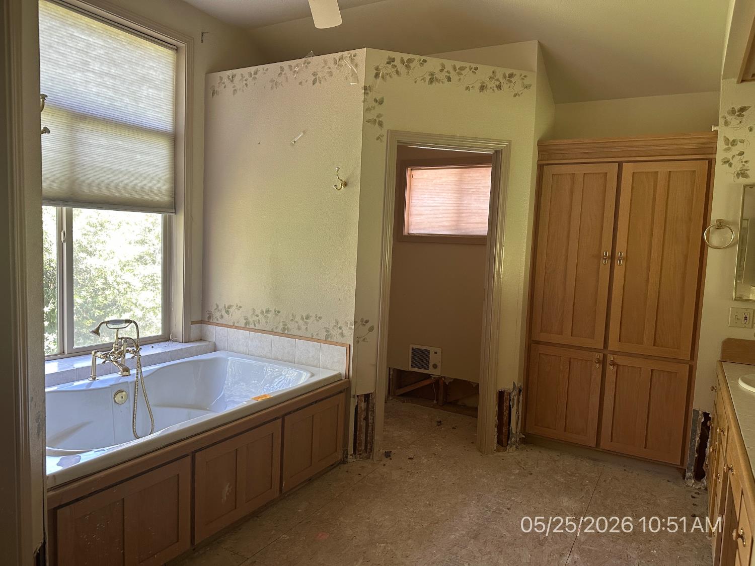 60160 Cascadel Dr N, North Fork, CA 93643
