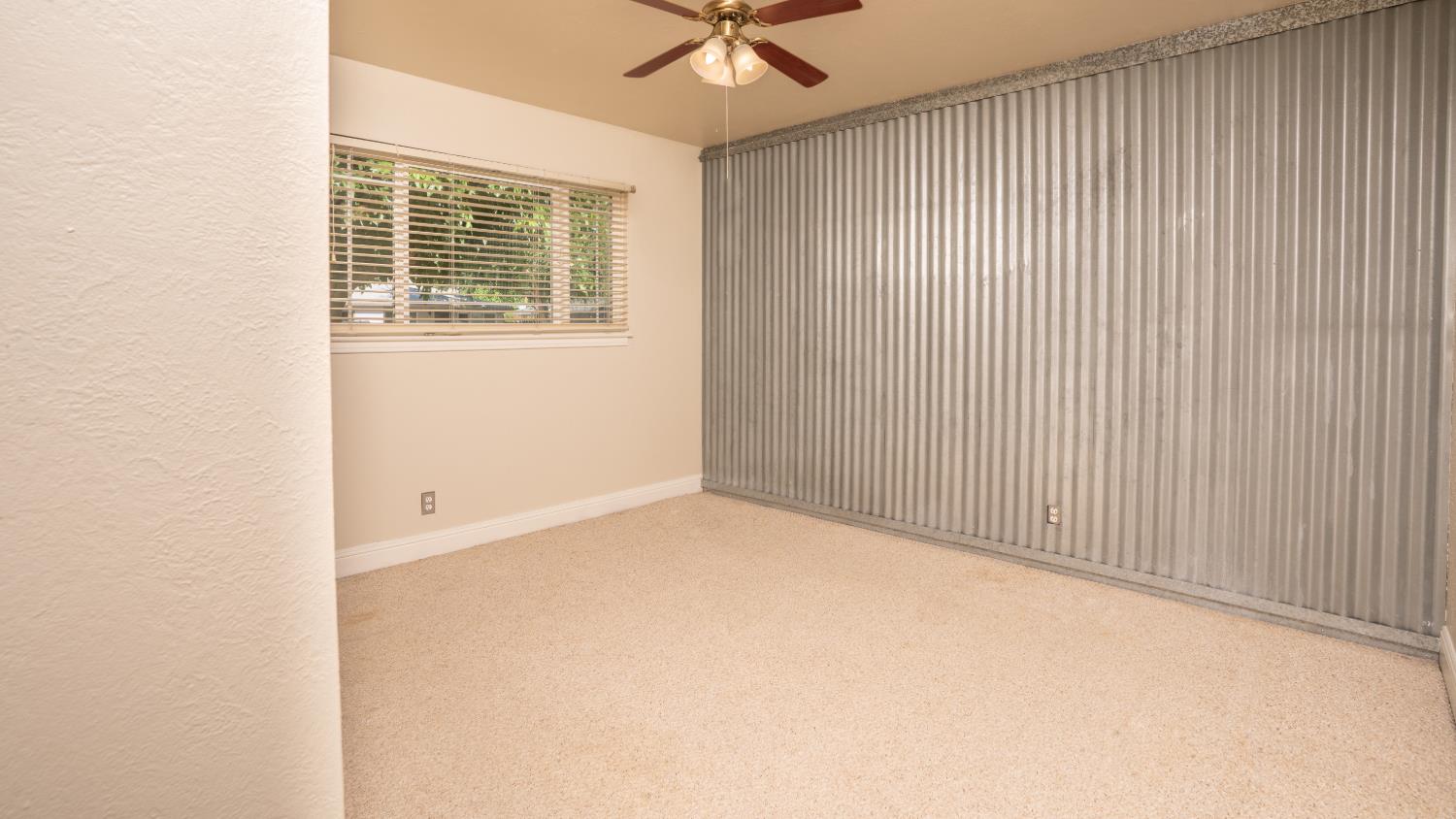 1070 N. Princeton Ave., Coalinga, CA 93210