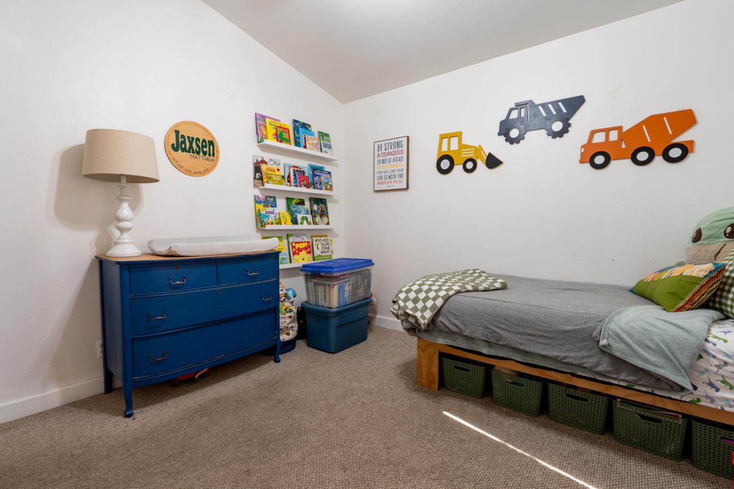 191 Orange St, Kingsburg, CA 93631