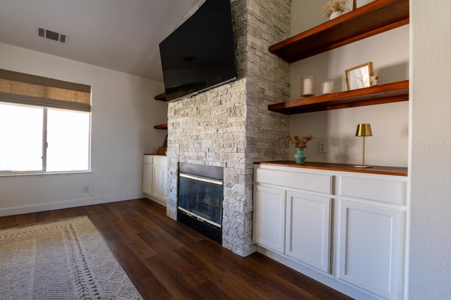 191 Orange St, Kingsburg, CA 93631