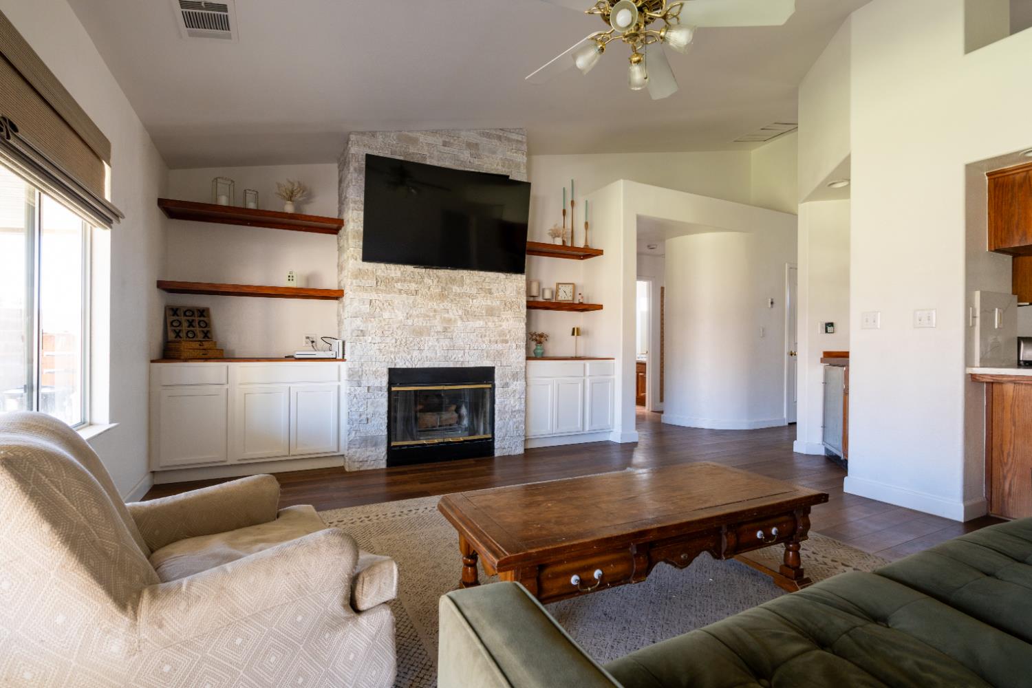 191 Orange St, Kingsburg, CA 93631
