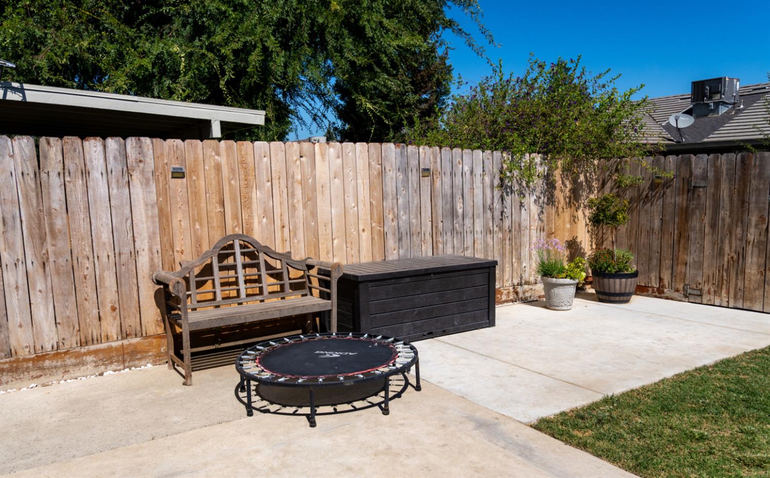 191 Orange St, Kingsburg, CA 93631