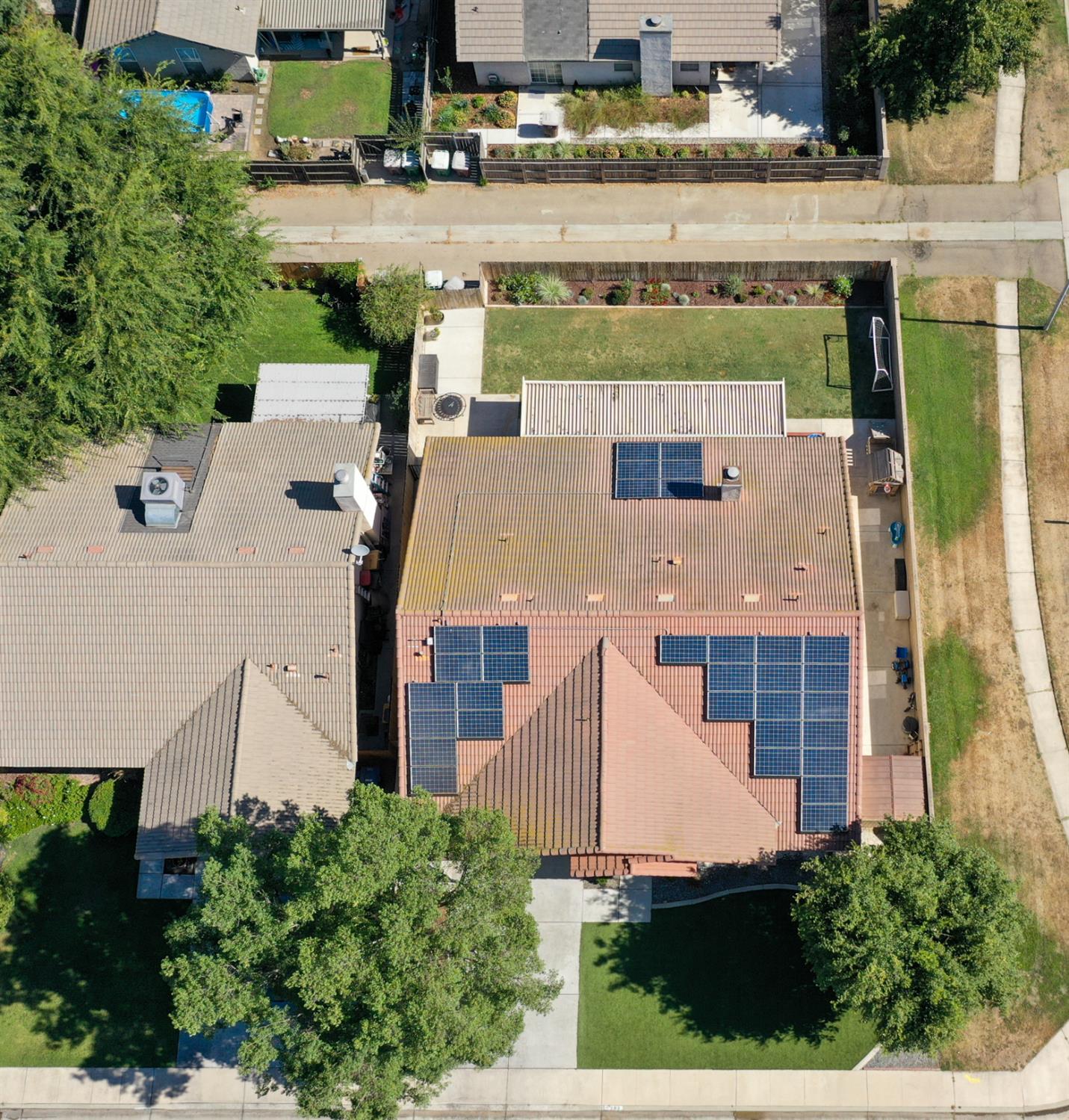 191 Orange St, Kingsburg, CA 93631