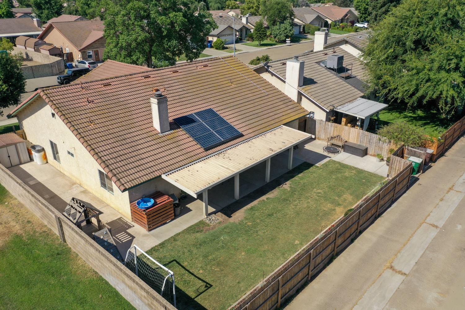 191 Orange St, Kingsburg, CA 93631
