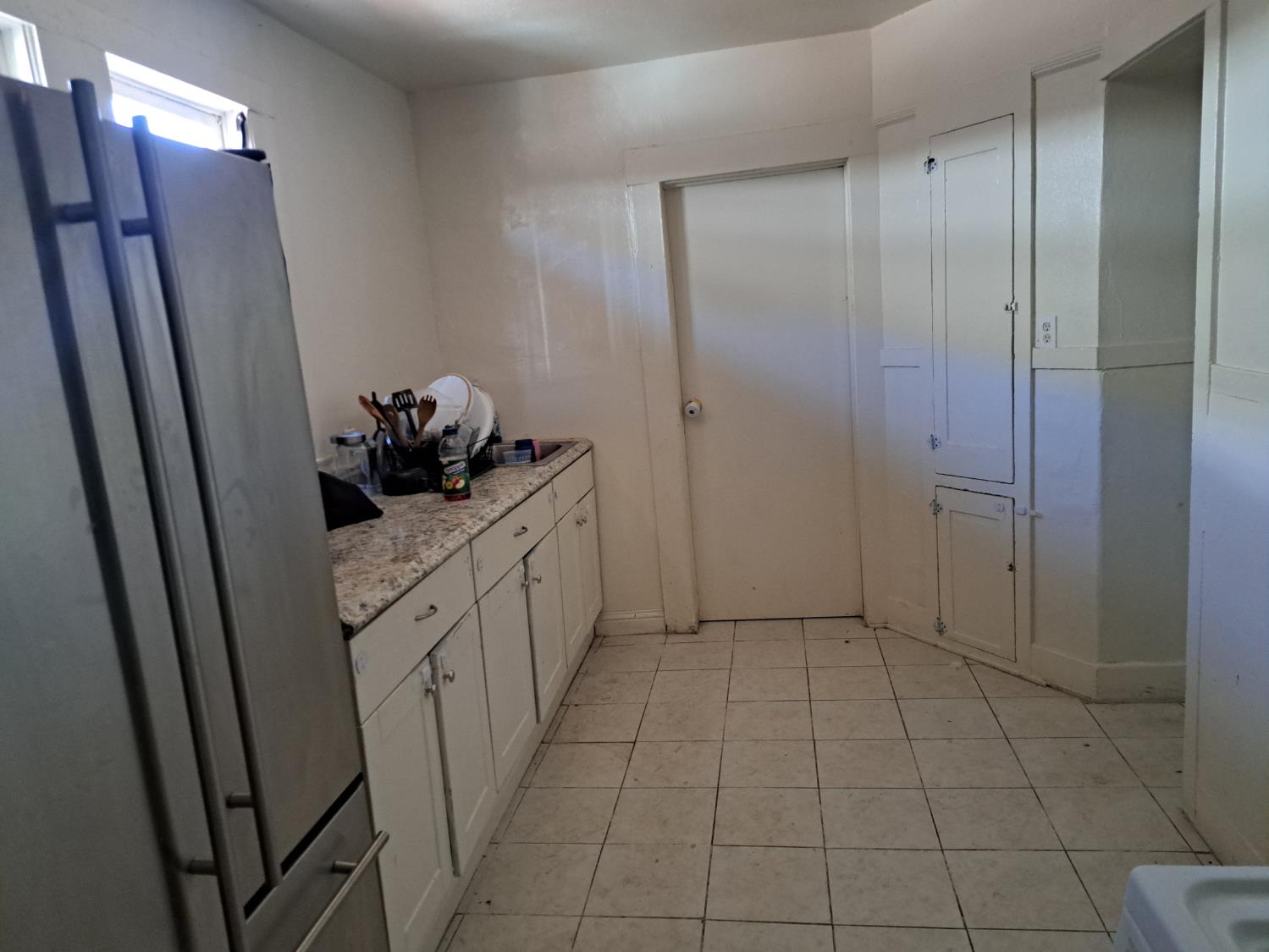2222 E White Ave, Fresno, CA 93701