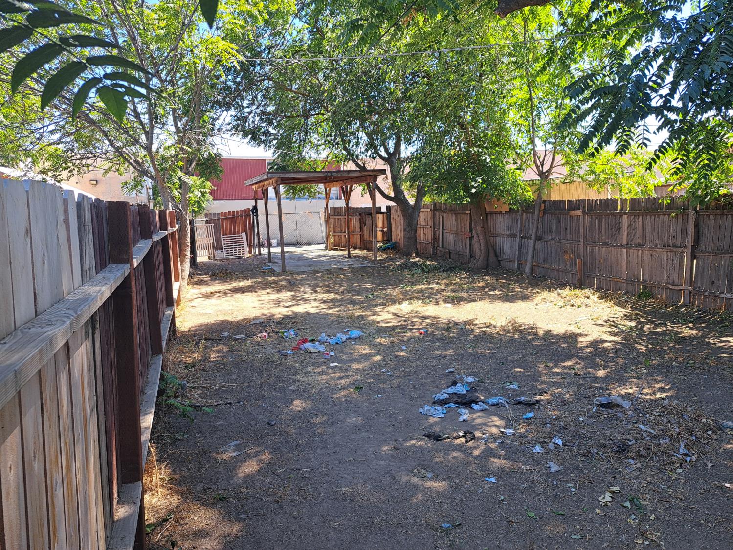 2222 E White Ave, Fresno, CA 93701