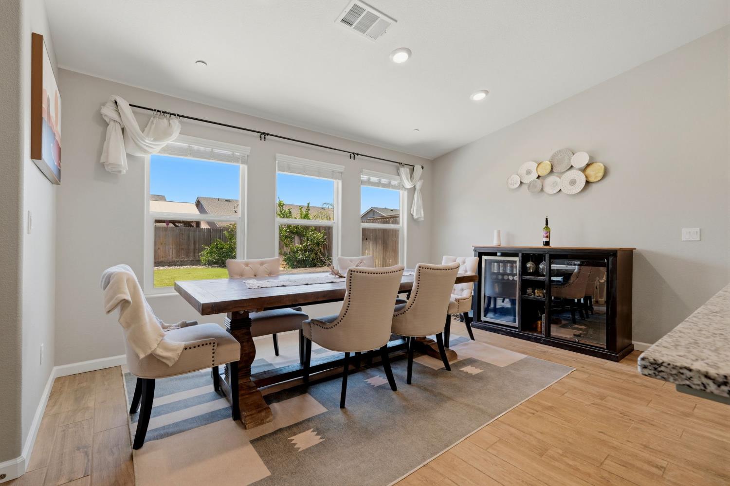 2257 W Mallard Way, Hanford, CA 93230