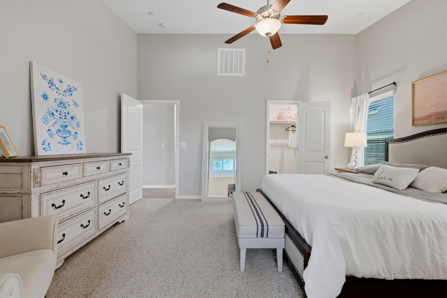 2257 W Mallard Way, Hanford, CA 93230
