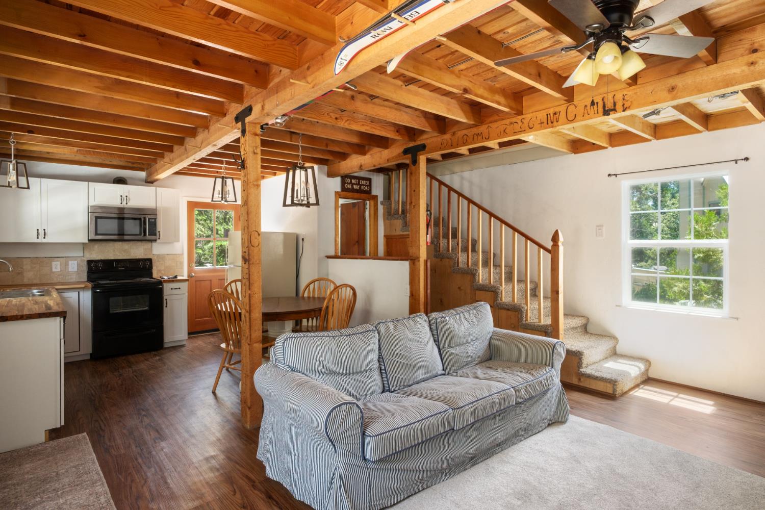 41986 Foxtail Ave, Shaver Lake, CA 93664