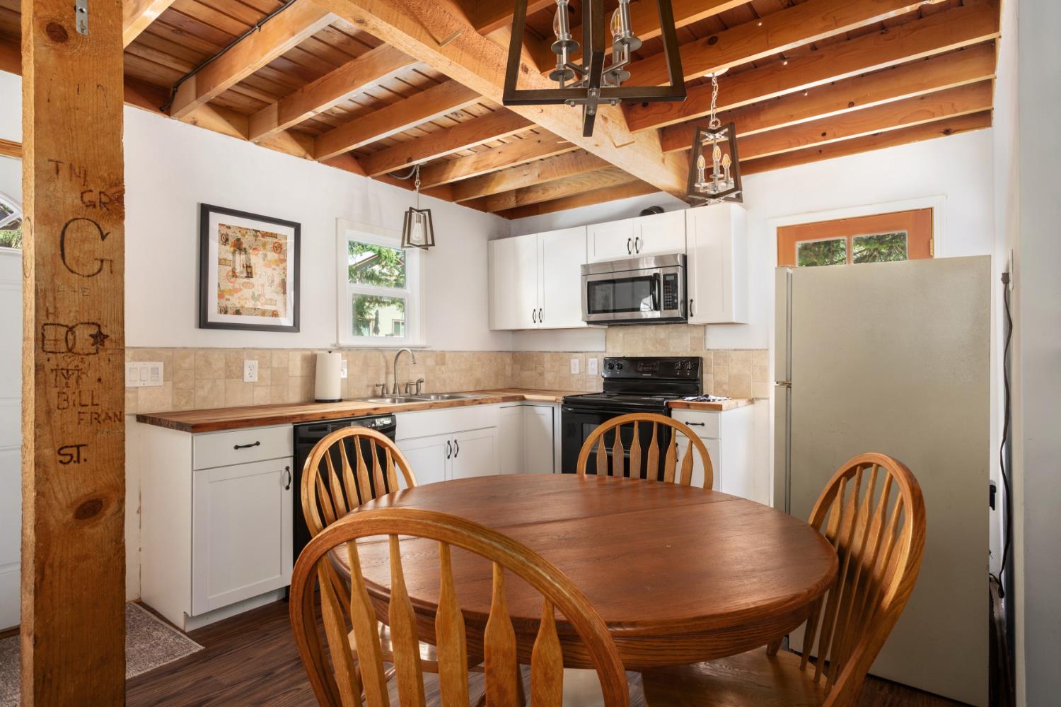 41986 Foxtail Ave, Shaver Lake, CA 93664