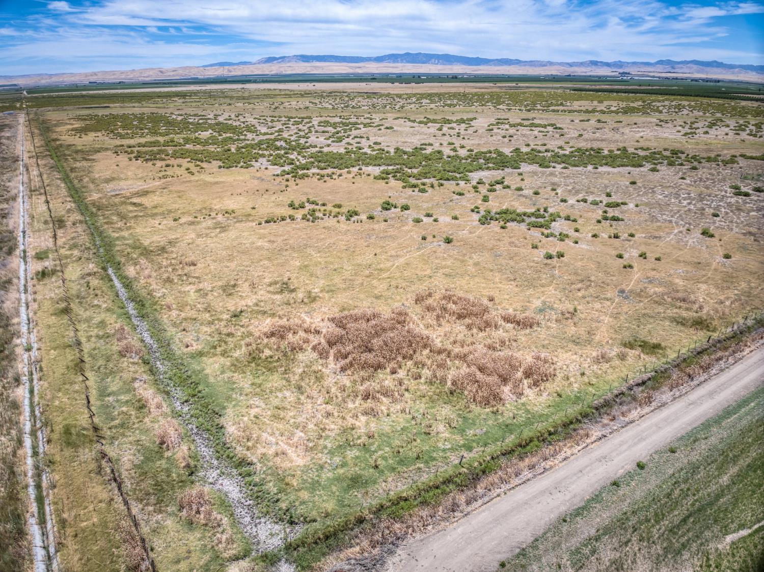 17131 Cotton Rd, Los Banos, CA 93635