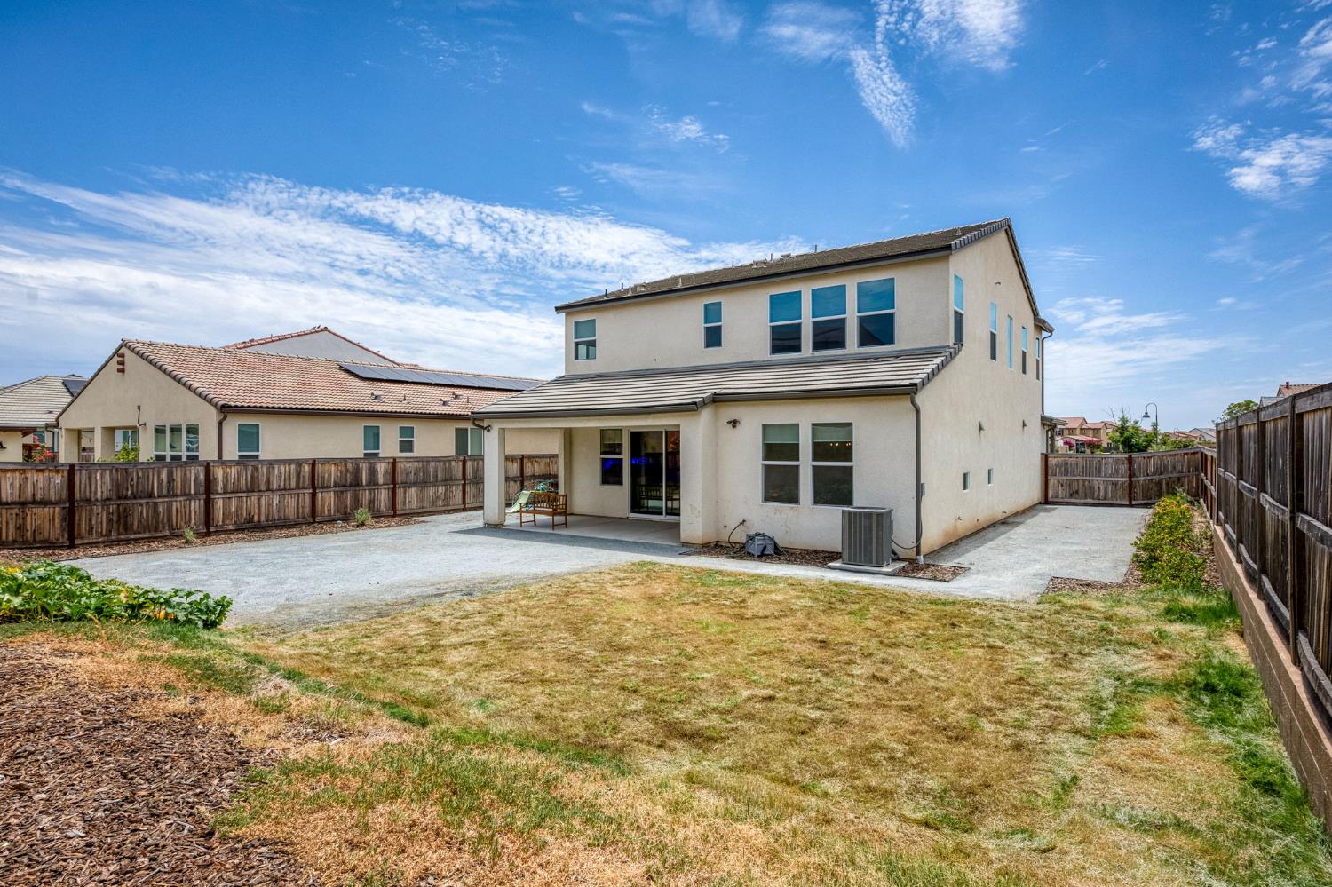 907 Orchard Hills Rd, Madera, CA 93636