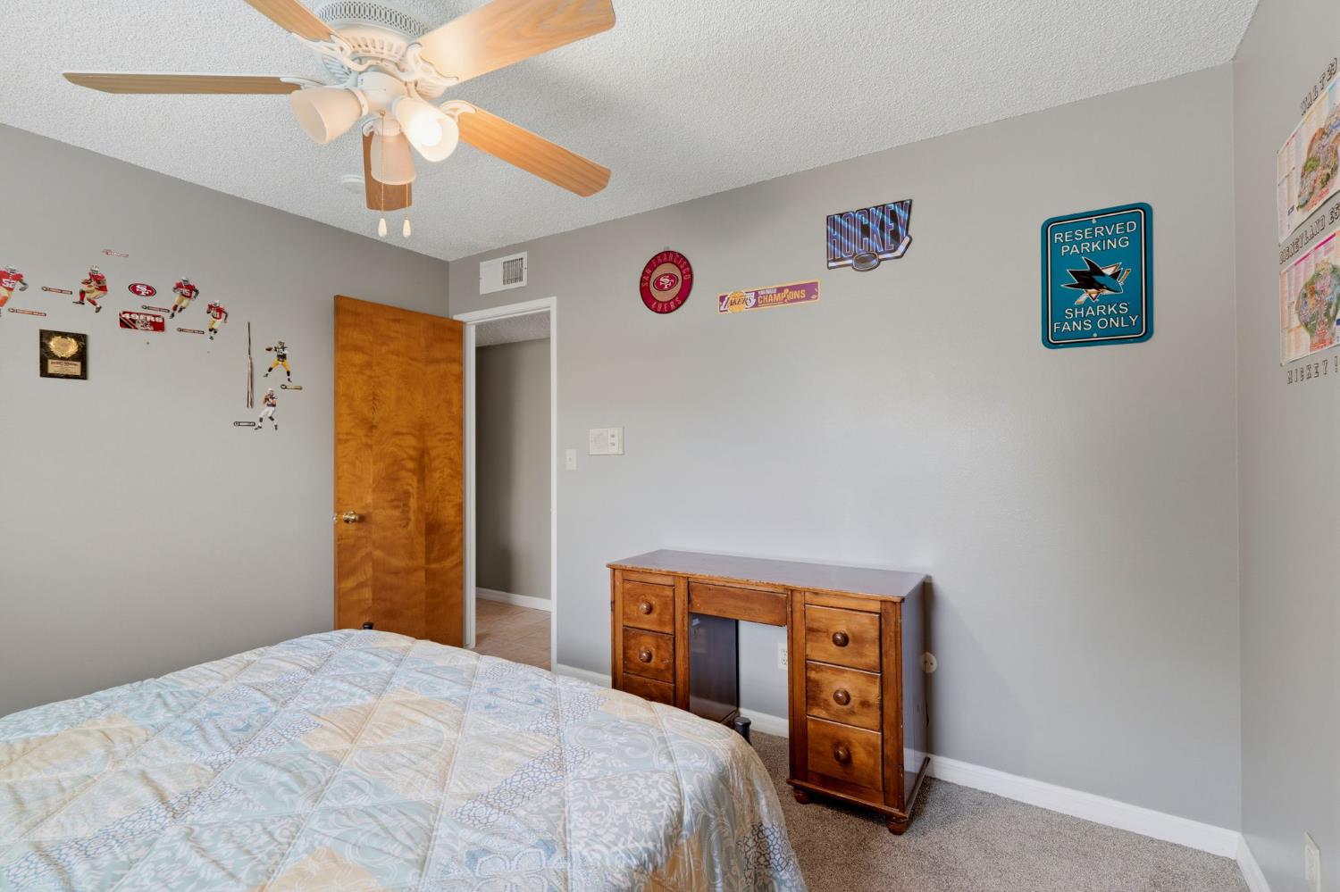 896 N Mahaleb St, Tulare, CA 93274
