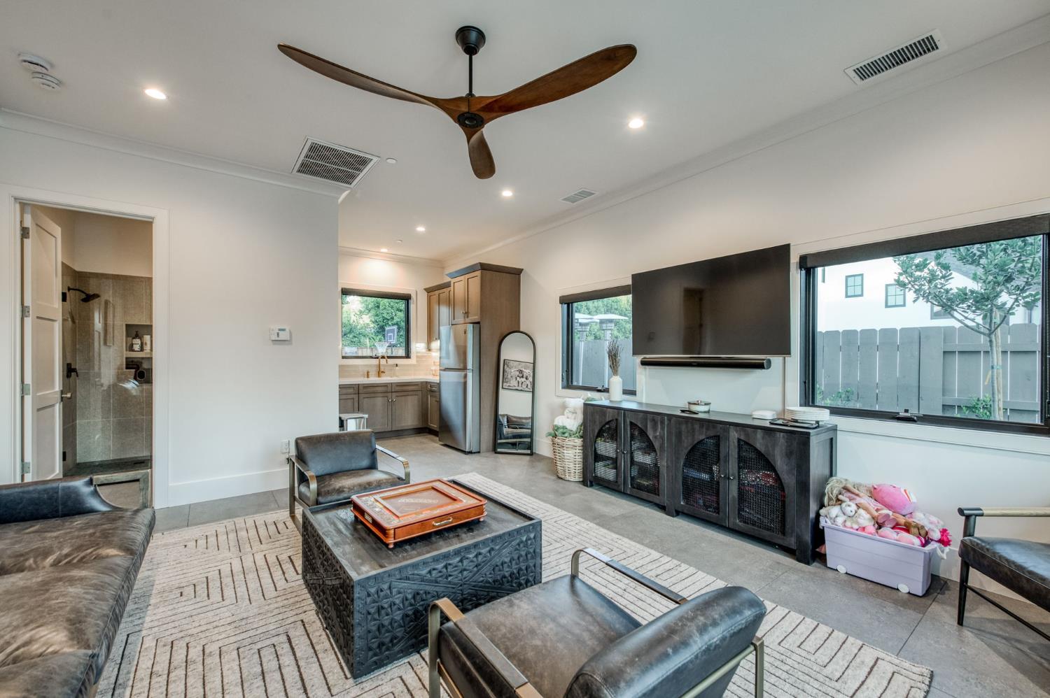 4794 N Van Ness Blvd, Fresno, CA 93704