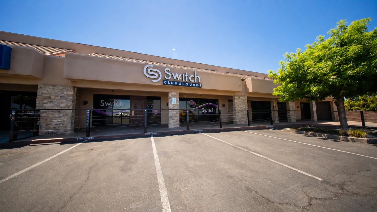 5665 N Blackstone Ave, Fresno, CA 93710