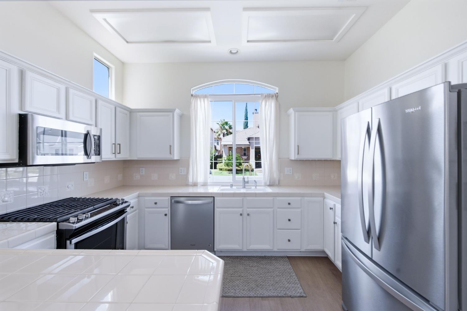 26 W Siena Ln, Clovis, CA 93619