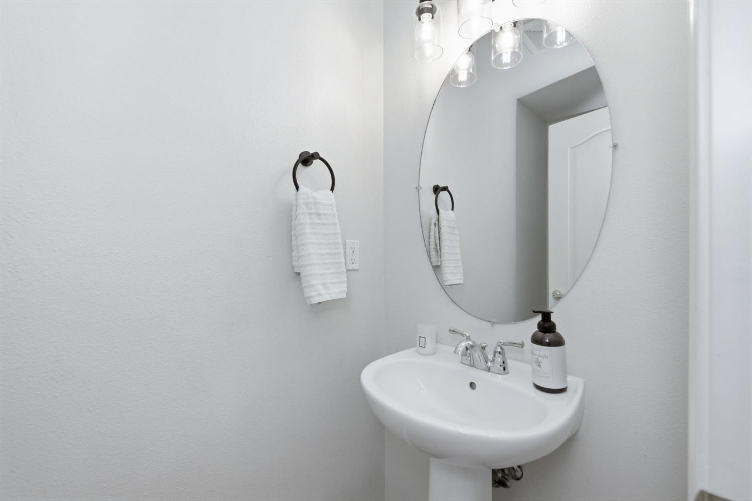 26 W Siena Ln, Clovis, CA 93619