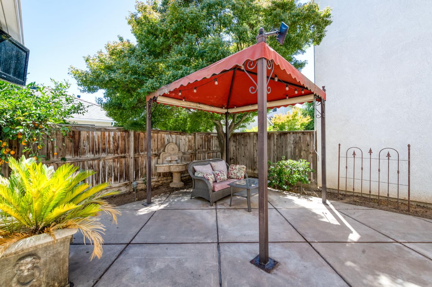 26 W Siena Ln, Clovis, CA 93619