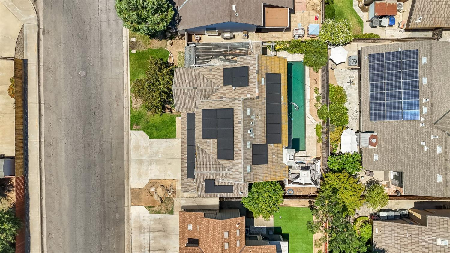 2202 E Chennault Ave, Fresno, CA 93720