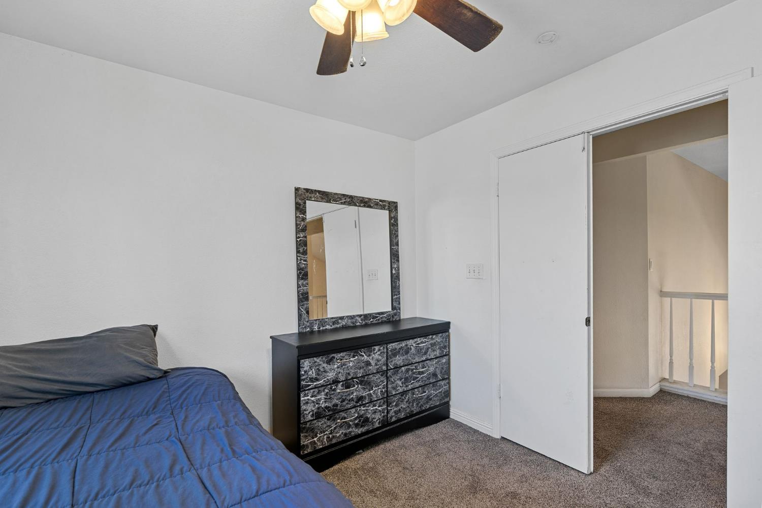 2202 E Chennault Ave, Fresno, CA 93720